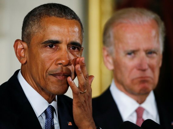 버락 오바마 전 미국 대통령(왼쪽)과 조 바이든 전 부통령(오른쪽).뉴스1