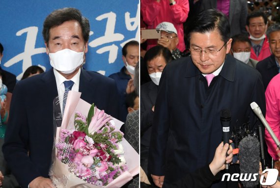 (서울=뉴스1) 허경 기자,이승배 기자 = 이낙연 더불어민주당 서울 종로구 국회의원 후보가 15일 선거사무소 상황실에서 당선을 확정짓자 꽃다발을 들고 있다(왼쪽 사진). 오른쪽은 낙선인사하는 황교안 미래통합당 후보. 2020.4.15/뉴스1 /사진=뉴스1화상