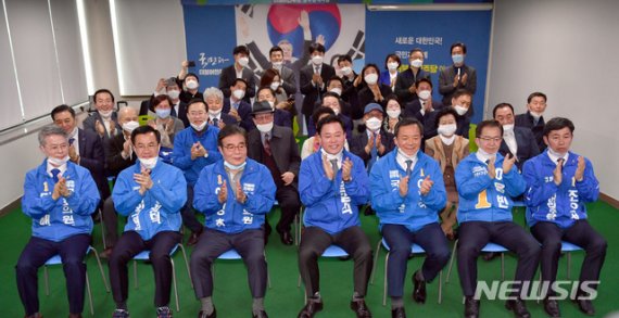 [초점]광주·전남 현직 83% '물갈이'…역대 최대