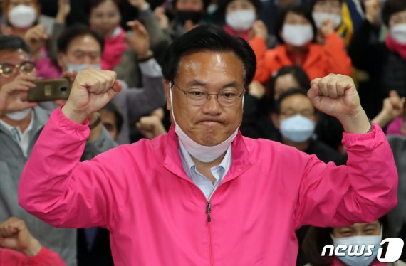 정진석 미래통합당 의원. 2020.4.16/뉴스1 © News1 장수영 기자