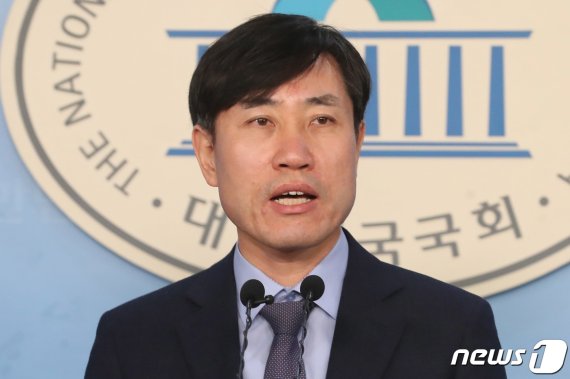 하태경 "北, 가짜뉴스 훈계자격 없어…김정은 3살 때부터 명사수?"