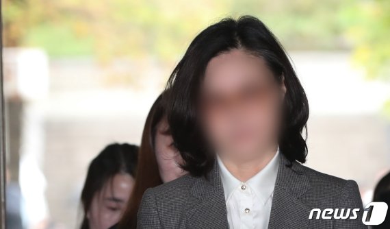 '조국 5촌 재판' 증인출석 정경심 "기억 나지 않는다"