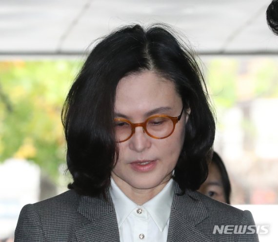 정경심 재판 출석하는 단국대 교수…'딸 논문 의혹' 증언