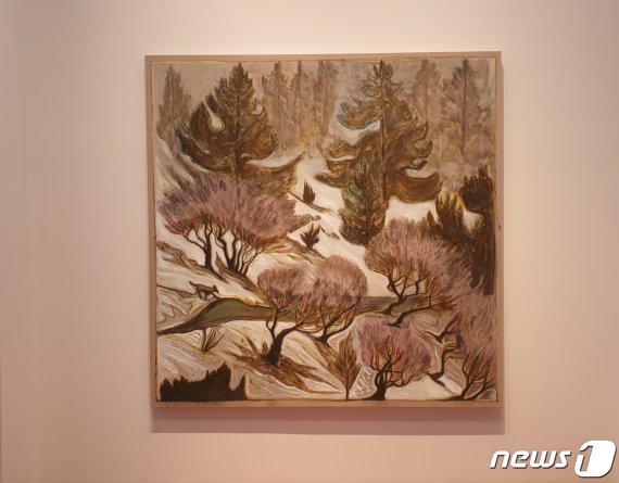 '늑대, 일몰 그리고 자신' 전시에 나온 빌리 차일디쉬 작품.© 뉴스1 이기림 기자