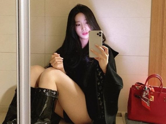 정치색 논란에 휩싸인 베리굿 멤버 조현. 인스타그램 갈무리 © 뉴스1