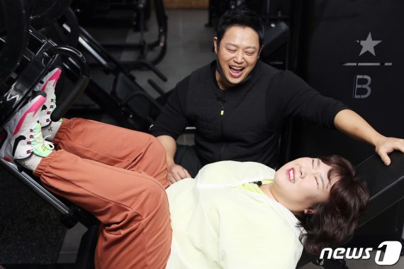 개그우먼 김민경과 스포츠트레이너 양치승(오른쪽)/뉴스1 © News1 김진환 기자