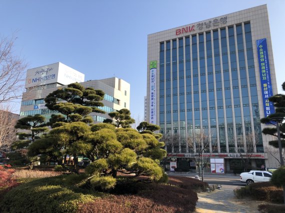 울산시 금고 26년간 경남은행과 농협이 도맡아... 9월 차기 시금고 지정