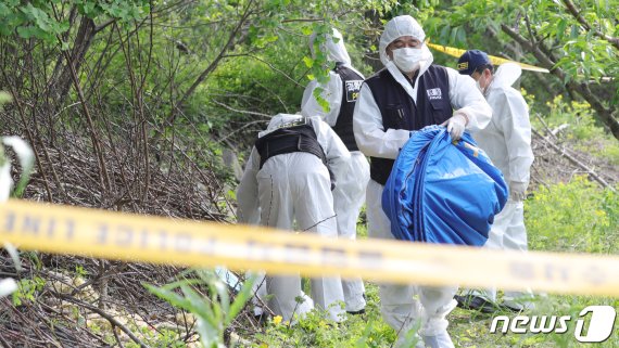 부산에서 전주에 온 뒤 실종된 20대 여성 시신이 5월12일 전북 완주군 한 과수원에서 발견됐다. 사진=뉴스1 제공