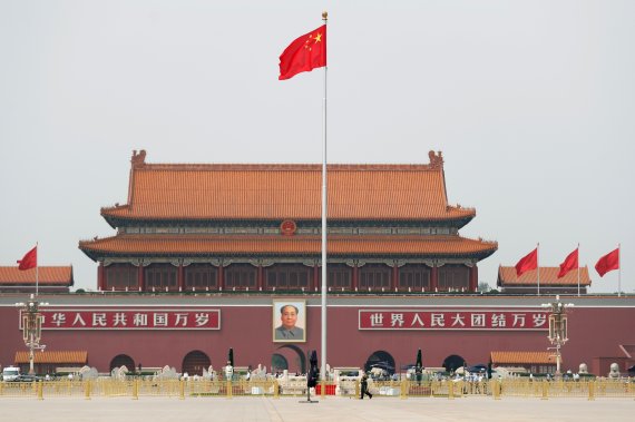 중국 수도 베이징 천안문 광장에 중국 국기인 오성홍기가 휘날리고 있다. /사진=로이터뉴스1
