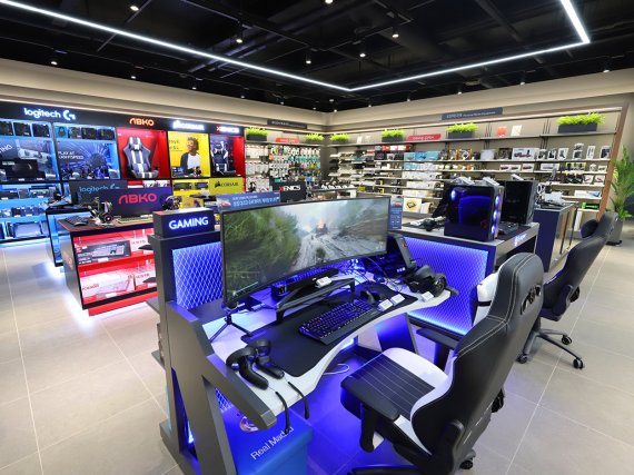 롯데하이마트 메가스토어 수원점 © 뉴스1