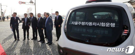 자율주행차 시대 성큼…운행기록장치 의무화·사고위 신설