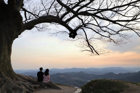 그리움이 응축된 옛 백제의 수도 부여를 가다