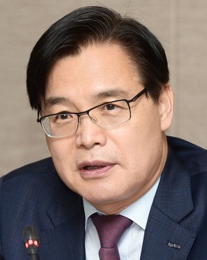 권평오 사장, 온라인전시 기업 간담회