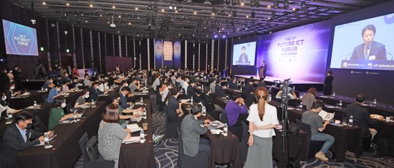 노웅래 전 국회 과학기술정보방송통신위원회 위원장,축사