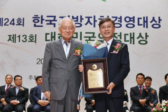 김포시 2019 한국지방자치경영대상 종합대상 수상. 사진제공=김포시