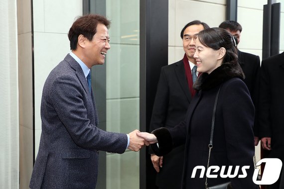 통일부 장관설 손사래 친 임종석에 박지원 아마..