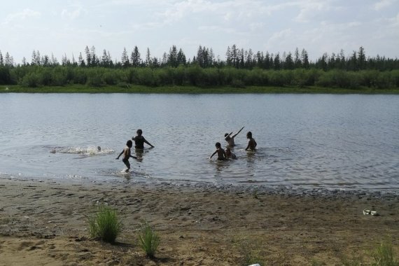 21일(현지시간) 시베리아 베르호얀스크의 강.AP뉴시스