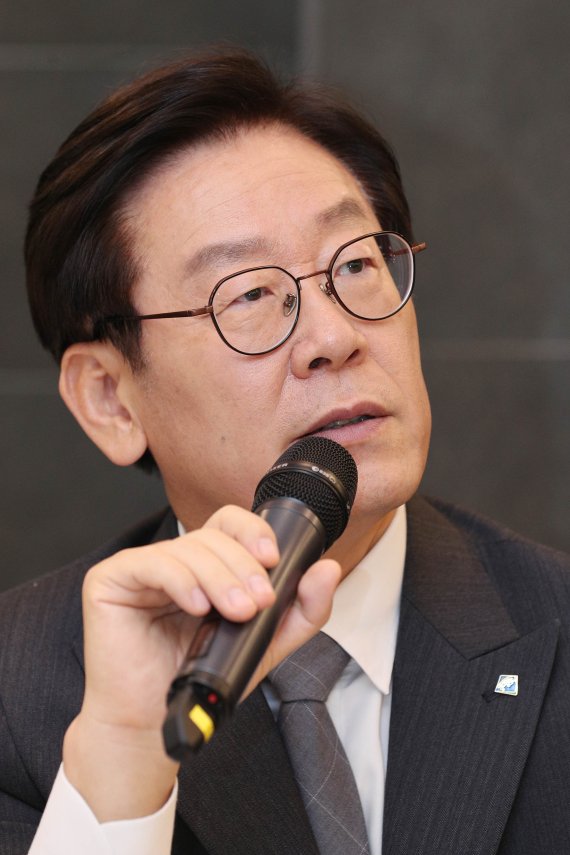 "좋은 판결은 이재명 무죄판결", 경기도시장군수協 탄원서 제출