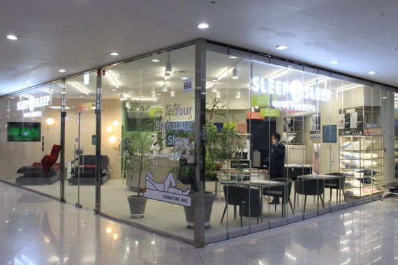 경추에 꼭 맞는 베개 베니 편안… 밤새 뒤척인 환자도 애용 [현장르포]