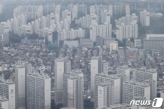 서울 강남구 아파트 모습. 2020.7.29/뉴스1 © News1 임세영 기자