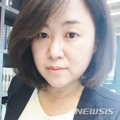 한상혁 방통위원장·권경애 변호사, 엇갈린 주장 '공방戰'