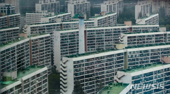 내년 4월까지 공공재건축 아파트 50층 사실상 불가능…법령간 충돌