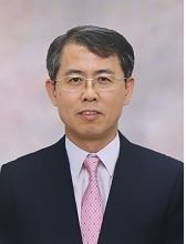 이흥구 부산고법 부장판사(대법원 제공)© 뉴스1