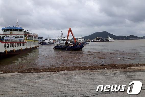 목포 평화광장 등 5개소에 해양쓰레기 차단막 설치