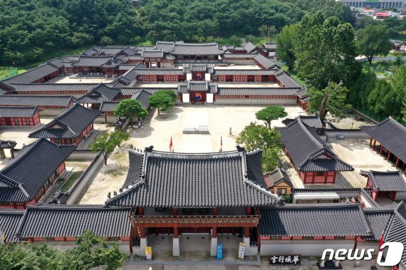 화성행궁 '우화관'·'별주' 복원작업 착수…내년 7월 완료
