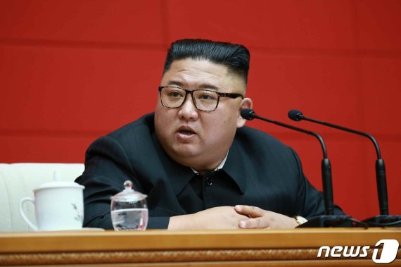 북한, 8개월 만에 전원회의…'정면 돌파전' 일정 변경되나