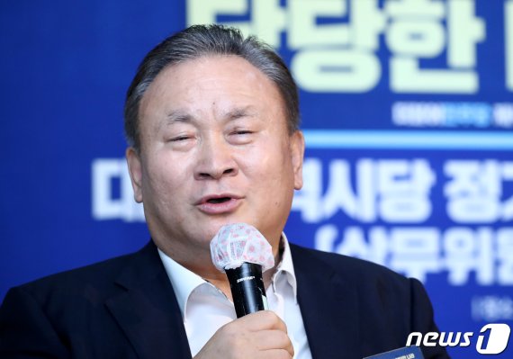 與 '중대범죄수사청' 추진에 당내 첫 공개 비판…이상민 "부작용 우려"