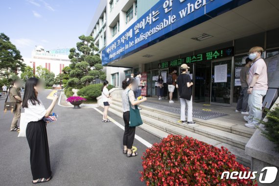 금융 공기관 채용 기지개... 코로나 재확산은 ‘변수’