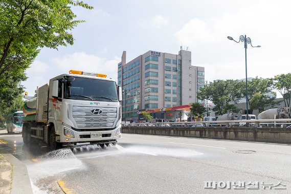 [포토뉴스] 의왕시 폭염대응 고압살수차