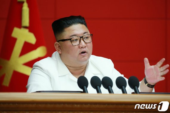 ‘경제실패’ 인정한 김정은, 제재 못 풀면 또 실패