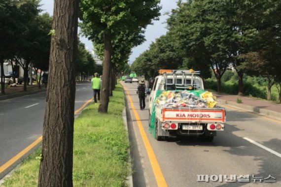 하남시 태풍 바비 대비 불법 옥외광고물 제거. 사진제공=하남시