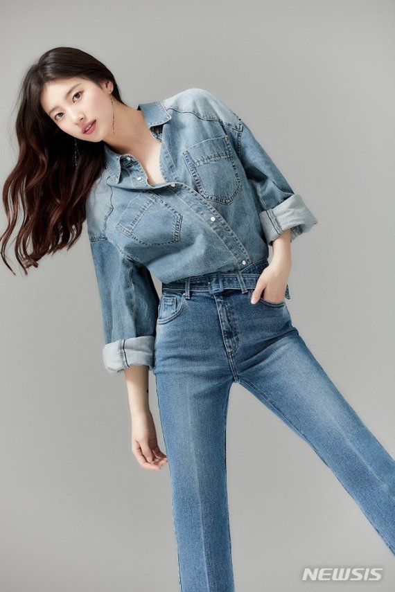 [서울=뉴시스] 배우 겸 가수 수지. (사진 = 게스) photo@newsis.com