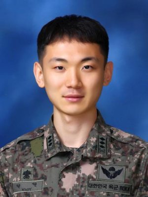 '논문부자' 육군소령, '늦깎이 직장맘'… KAIST의 특별한 졸업생들