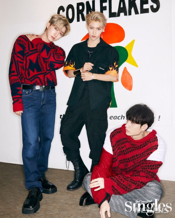 [서울=뉴시스] 그룹 스트레이 키즈(Stray Kids). (사진 = 싱글즈) photo@newsis.com