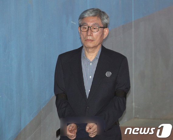 '정치공작' 원세훈 전 국정원장 2심서도 징역 7년.. "엄벌 불가피"