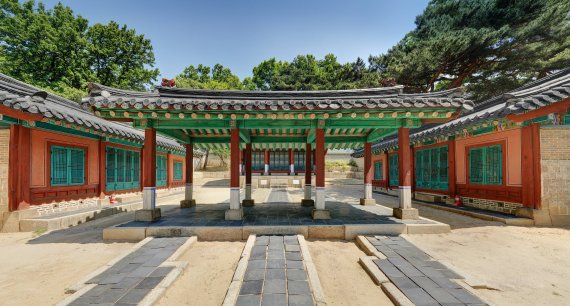 조선의 일곱 후궁 모신 칠궁, 온라인으로 답사하자