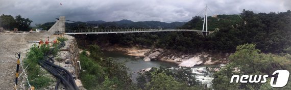 25일 개장하는 철원 한탄강 은하수교.(철원군 제공)© 뉴스1