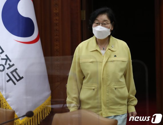 이정옥 여성가족부 장관. 뉴스1