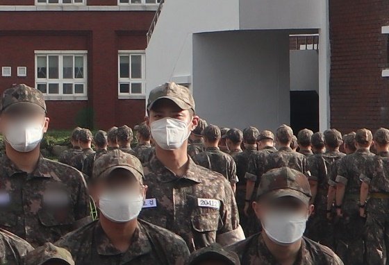 해군교육사령부 훈련병 시절의 배우 박보검 /사진=뉴스1