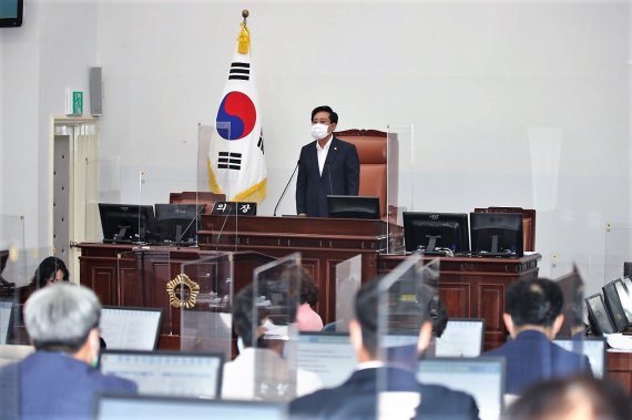 좌남수 의장 “코로나19 극복…제주도 확장재정 불가피”