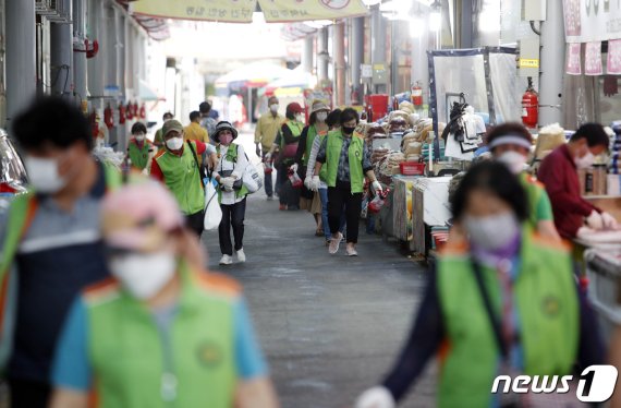 전북 전주 주간보호센터에 근무하는 40대 여성이 확진됐다. /사진=뉴스1