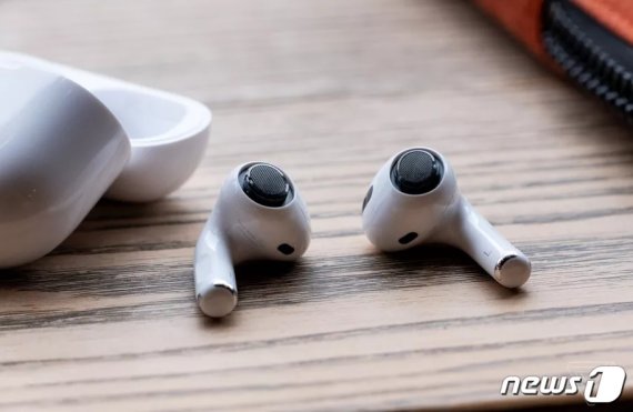 애플의 에어팟 프로 © 뉴스1