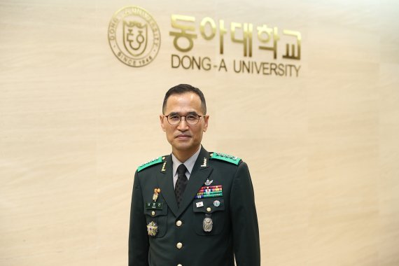 동아대, 비(非)사관학교 출신 첫 육군 참모총장 배출