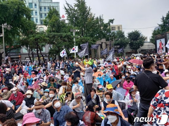 개천절 집회 행정소송 예고..."드라이브 스루 집회도 안돼"