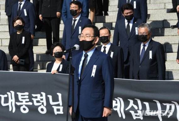 주호영 "국방부 '北, 연유 발라서 태우라' 정보 확인"