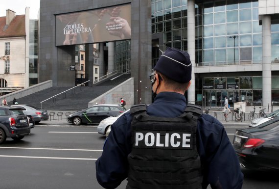 프랑스 경찰 이미지. 사진은 기사 내용과 무관함.로이터뉴스1